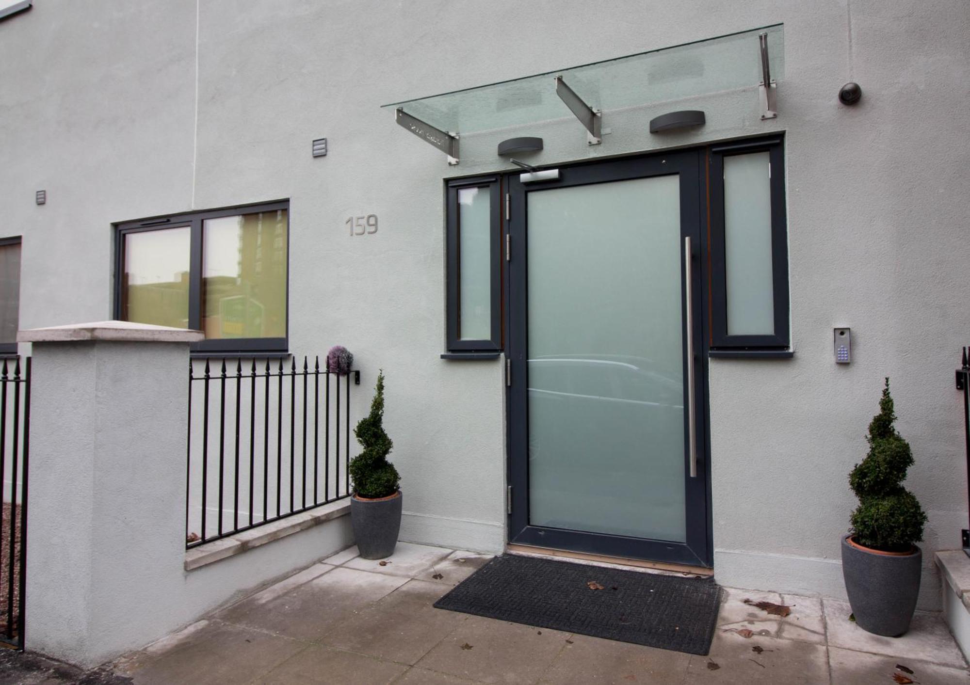 Trafalgar House Stoke-on-Trent エクステリア 写真