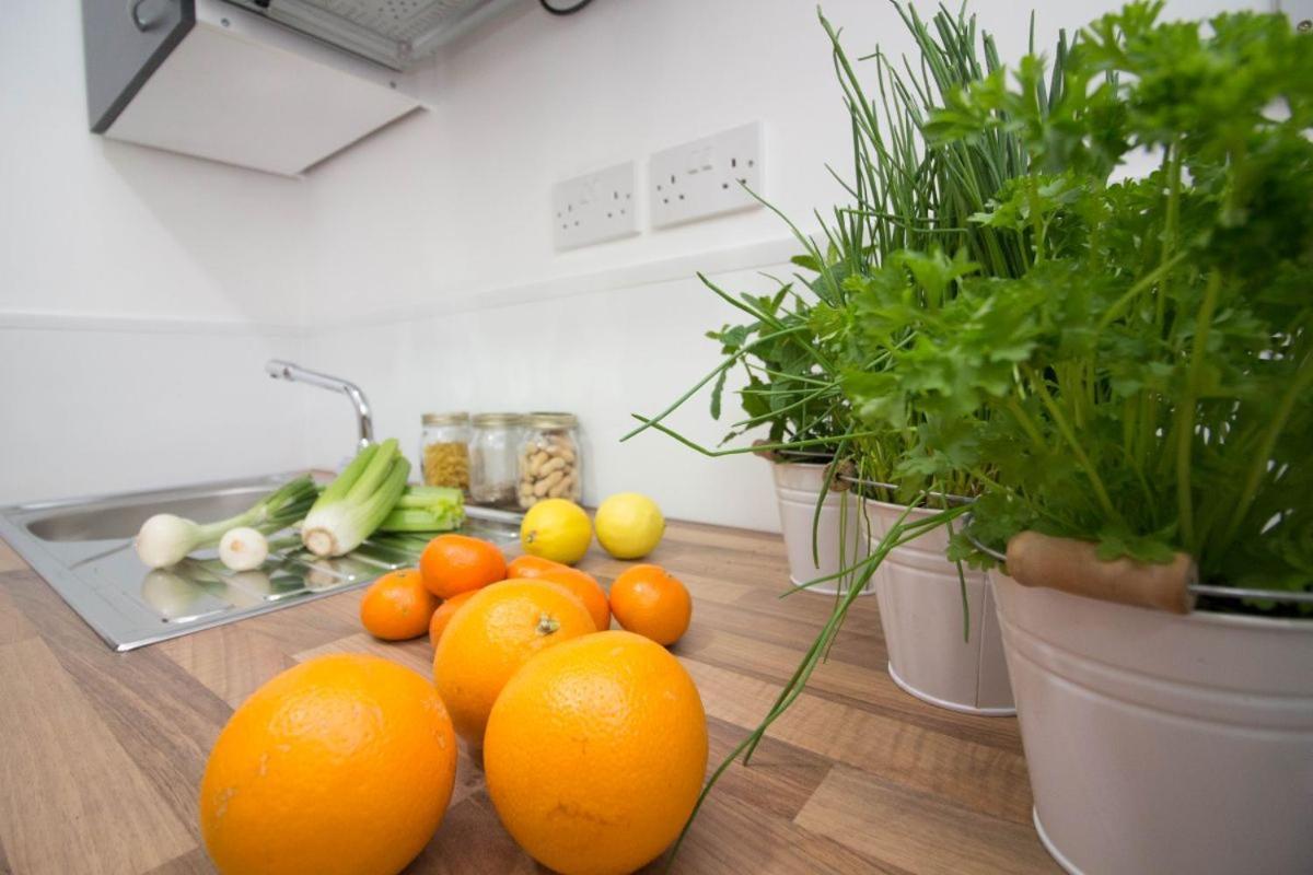 Trafalgar House Stoke-on-Trent エクステリア 写真